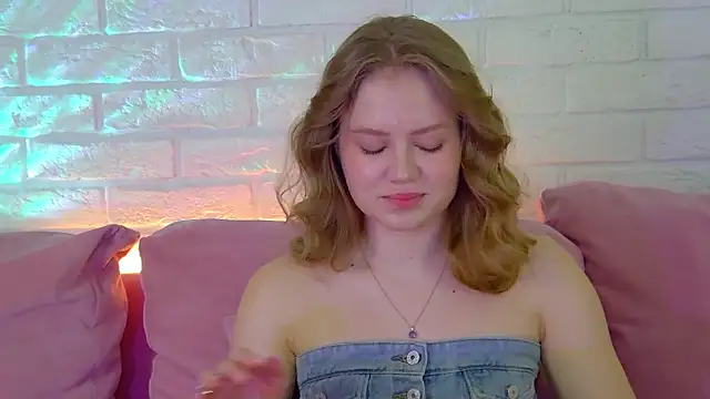 SelinSwarovski online show from 11.27.25