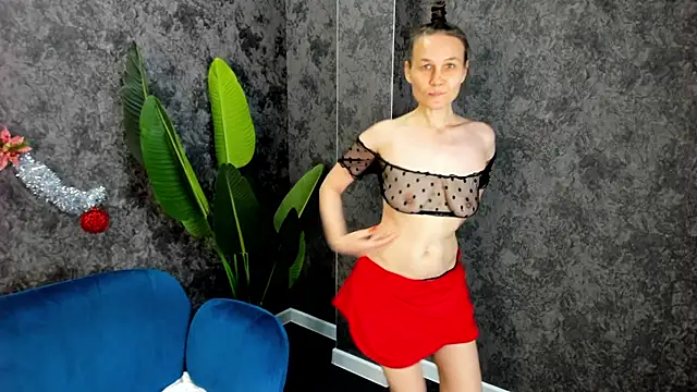 Lillian White online show from 01.02.25