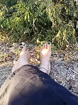 Snapshot of Shwetapgk chatting on 03.18.25 Shwetapgk online show from 03.18.25