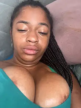 Snapshot of sexyebonyvip1 chatting on 01.11.25 sexyebonyvip1 online show from 01.11.25