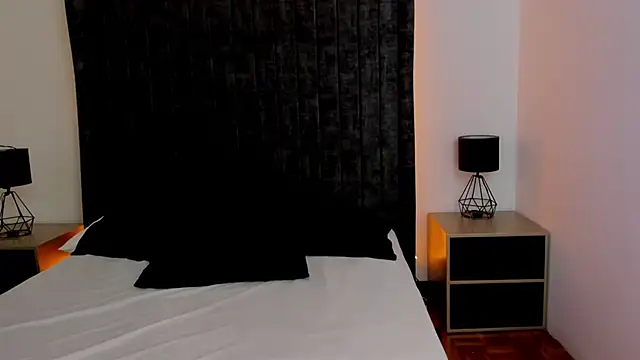 NataGarcia online show from 10.29.25