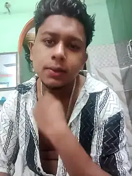 Snapshot of sailord chatting on 02.08.25 sailord online show from 02.08.25