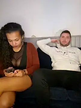 Snapshot of MK_34C chatting on 03.08.25 MK 34C online show from 03.08.25