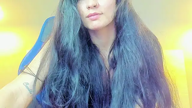 Snapshot of elissa_iris chatting on 01.02.25 elissa iris online show from 01.02.25