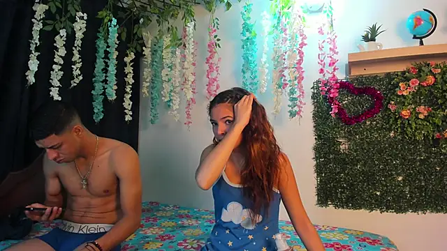 kattyandtom2 online show from 01.26.25