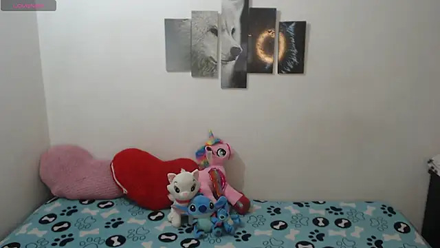 Snapshot of Pocahontas_Princess_ chatting on 10.01.25 Pocahontas Princess online show from 10.01.25