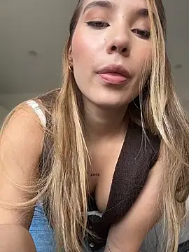 SophieRaily  online show from 01.15.26