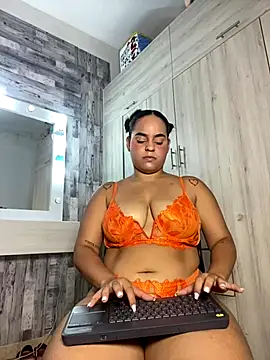 Violetrousse online show from 12.16.25