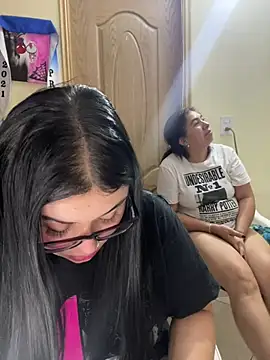 alissonfernandez  online show from 03.07.26