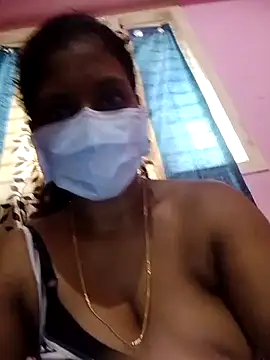 Snapshot of Villageammu18 chatting on 11.23.25 Villageammu18 online show from 11.23.25