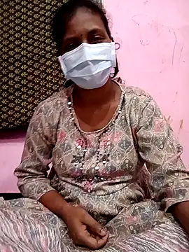 Snapshot of Villageammu18 chatting on 02.10.26 Villageammu18 online show from 02.10.26