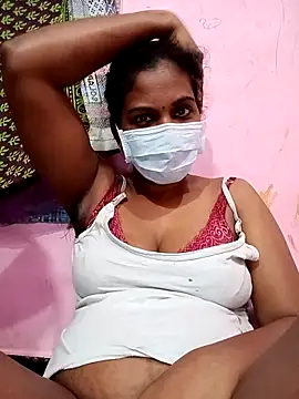 Snapshot of Villageammu18 chatting on 02.13.26 Villageammu18 online show from 02.13.26