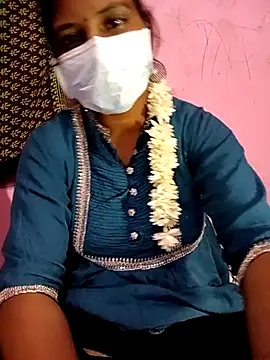 Snapshot of Villageammu18 chatting on 02.25.26 Villageammu18 online show from 02.25.26