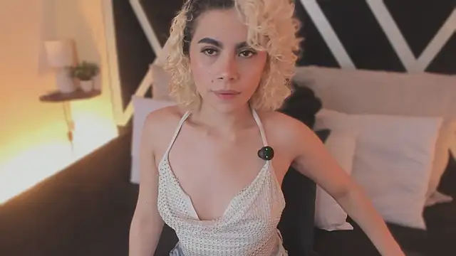 marian pinzon online show from 11.18.25