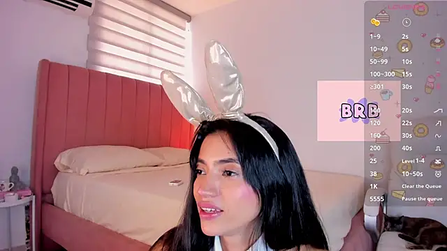 Ninamirley online show from 02.04.25