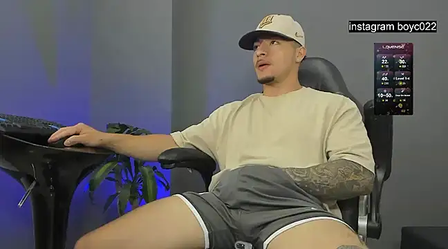 boyc022  online show from 01.06.25