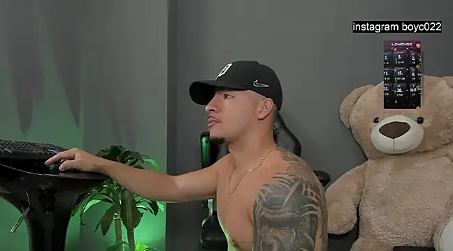 boyc022  online show from 01.29.25