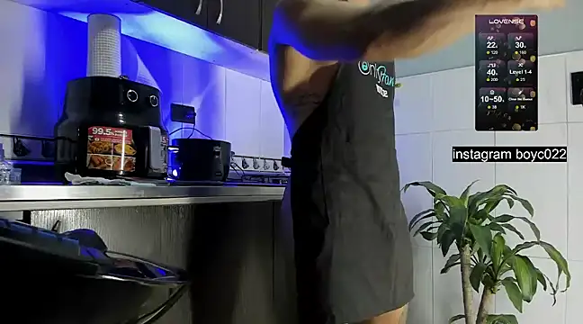 boyc022  online show from 02.18.25