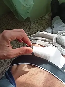 MrTamburine22 online show from 11.21.25