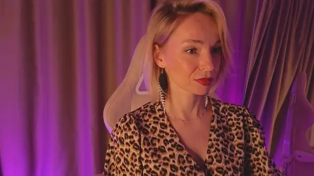 bubbling crush online show from 02.25.25