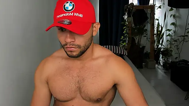 Snapshot of Travis_bakers chatting on 02.07.25 Travis bakers online show from 02.07.25