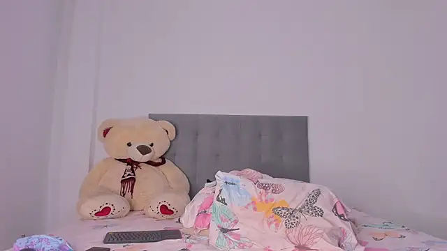 NAHOMI MILLER online show from 01.16.25