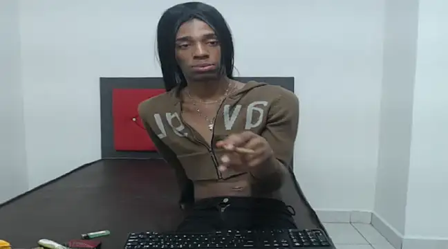 lucianadolll online show from 02.12.25