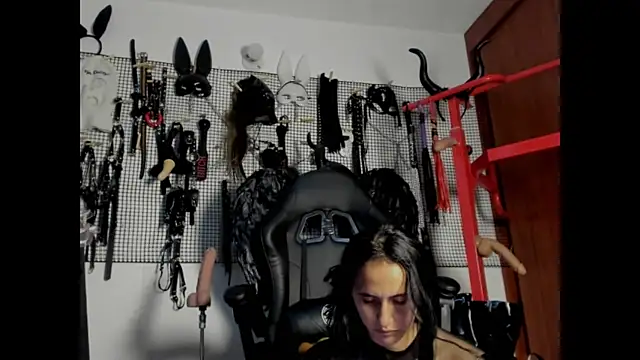 Snapshot of Evil_sammy chatting on 06.04.26 Evil sammy online show from 06.04.26