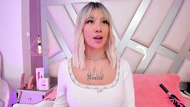 MadissonRey online show from 12.21.25