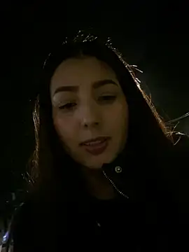 Snapshot of licky_lu chatting on 12.25.24 licky lu online show from 12.25.24