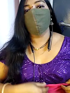 Snapshot of RomeoJuliet345 chatting on 02.14.26 RomeoJuliet345 online show from 02.14.26