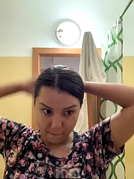 MiraMiss online show from 11.13.25