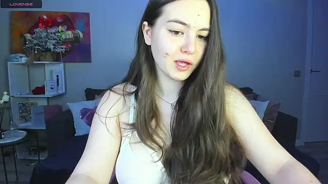 Snapshot of BritneyLix chatting on 02.03.25 BritneyLix online show from 02.03.25