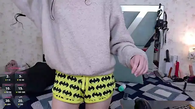 Queenjenn   online show from 02.26.26