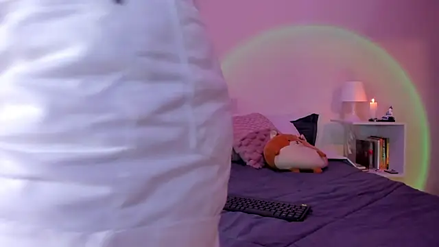 emillyhills online show from 12.22.24