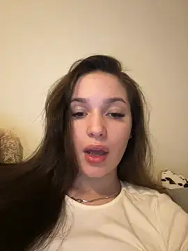 VixenAmour online show from 02.04.25