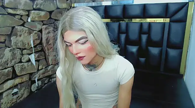 Luna and valery online show from 01.25.25