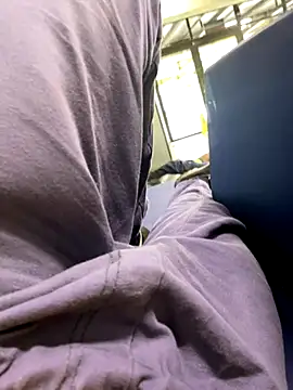 rodrigo21Cm  online show from 12.21.25