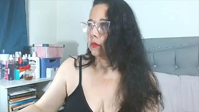 maturepriscila online show from 01.10.26