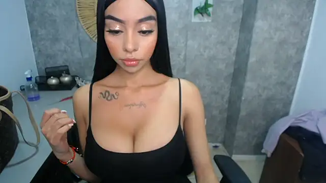 Tiffanny online show from 01.09.25