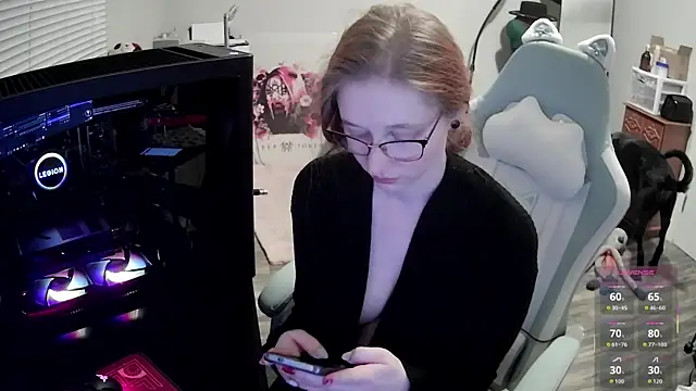 LilyFoxxx online show from 12.14.25