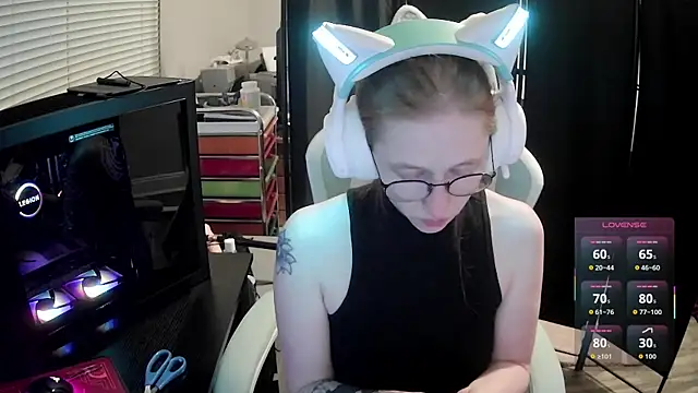 Snapshot of LilyFoxxx chatting on 06.07.26 LilyFoxxx online show from 06.07.26