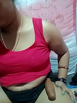 Super-Couple online show from 11.05.25