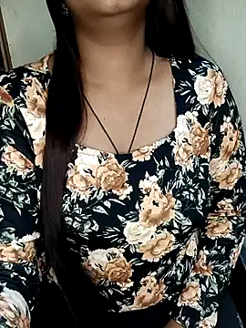 NOTY-LOVE-05 online show from 10.04.25