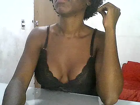 Snapshot of maisinha3193 chatting on 10.15.25 maisinha3193 online show from 10.15.25