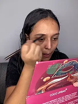 Snapshot of Sweet_xuee18 chatting on 01.06.25 Sweet xuee18 online show from 01.06.25