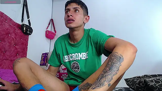 Snapshot of BIG_cockpether chatting on 01.29.25 BIG cockpether online show from 01.29.25