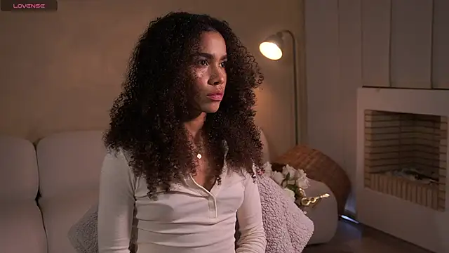 paulacora100 online show from 03.13.25