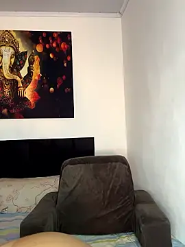 Snapshot of bbzinharosa chatting on 10.22.25 bbzinharosa online show from 10.22.25