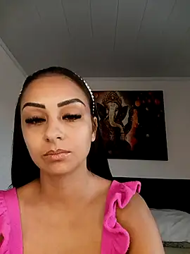 Snapshot of bbzinharosa chatting on 11.13.25 bbzinharosa online show from 11.13.25